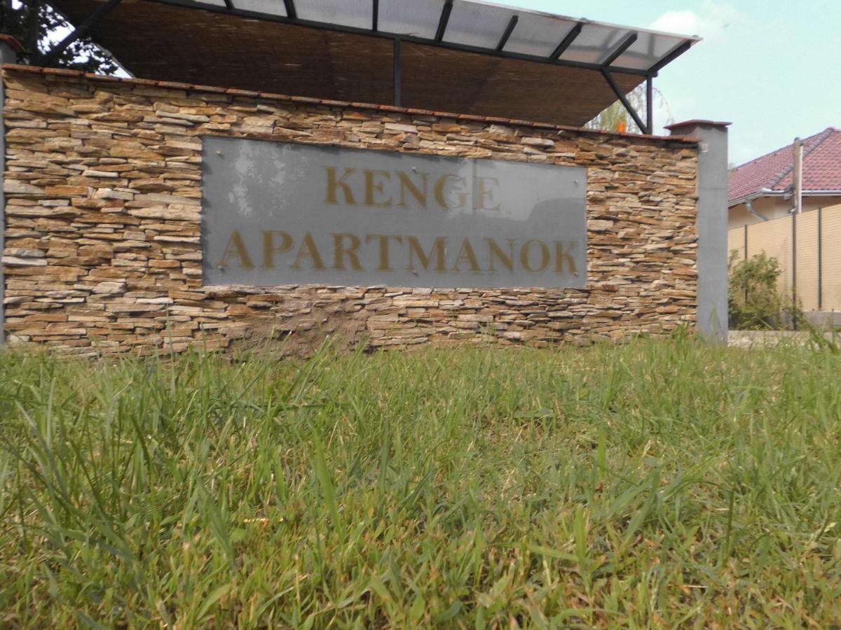 Kenge Apartmanok Balatonszemes Exterior photo